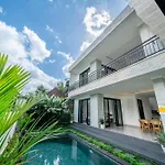 Gauri - Stunning Brand New 3-Bedroom Villa In The Ubud With Netflix
